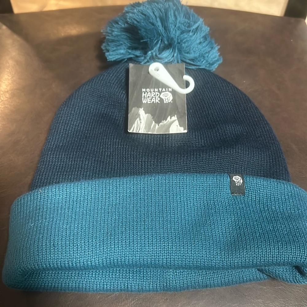 Mountain Hardwear Unisex Gas Station Beanie: BLUE: NEW WITH TAGS: ONE SIZE